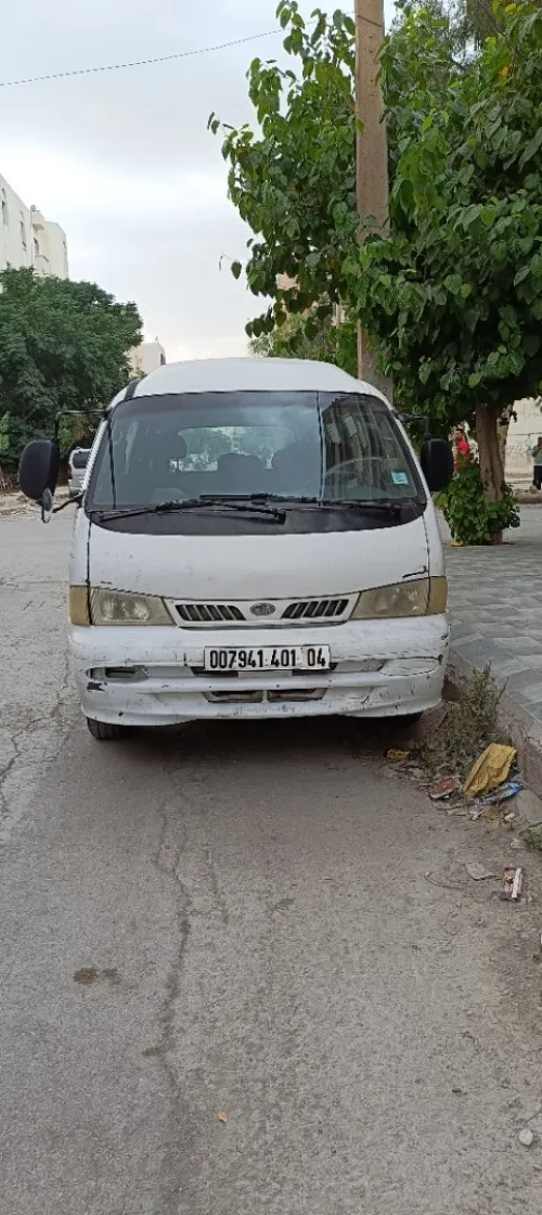 Kia Pregio 2001