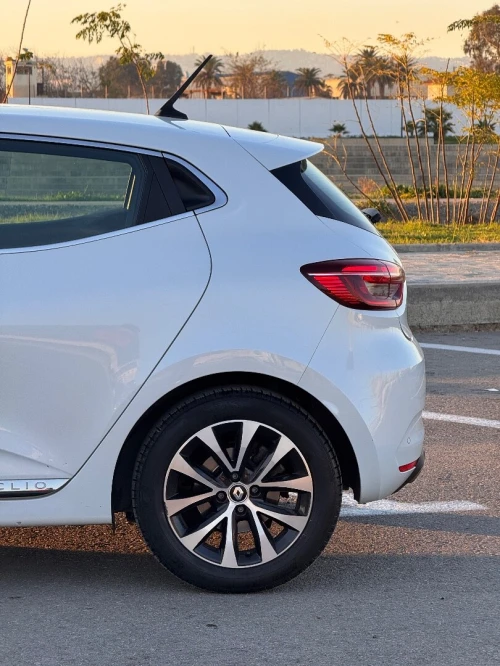 Renault Clio 5 1.3 Tce 140 cv 2021 Intense