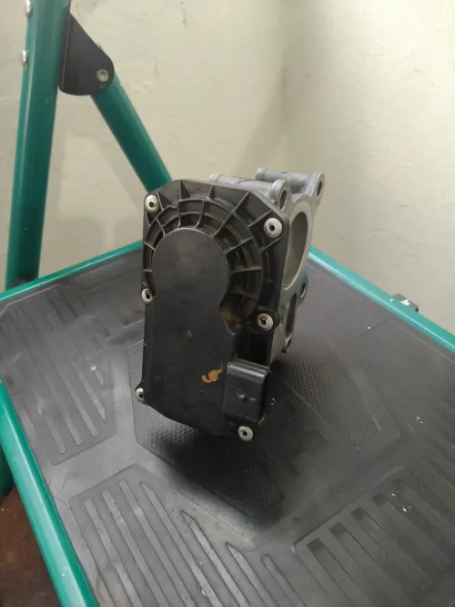 Papillon moteur 1.2 16v symbol logan