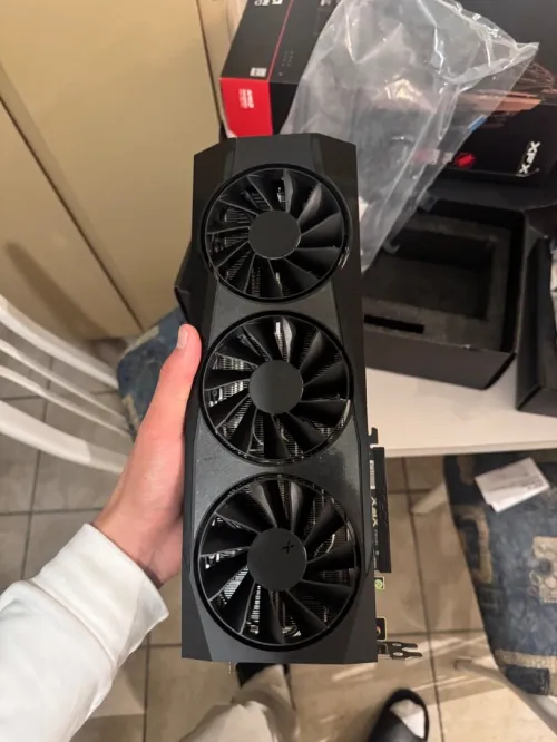 9070