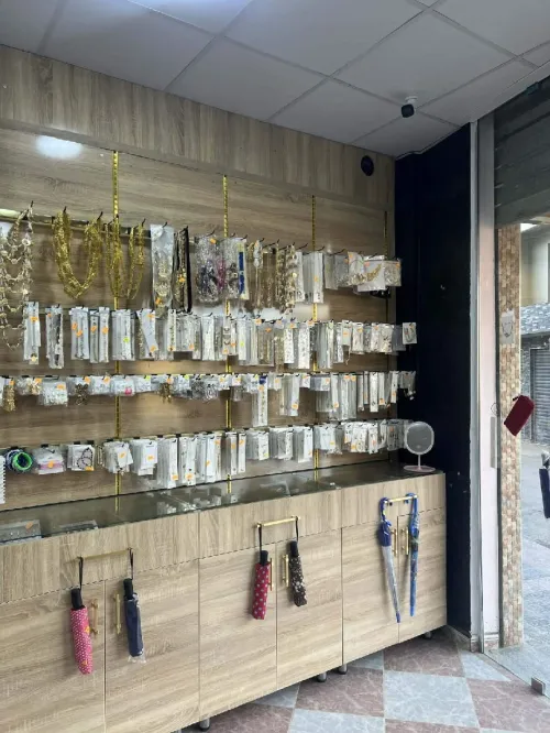 Vente magasin complet accessoires pour femmes