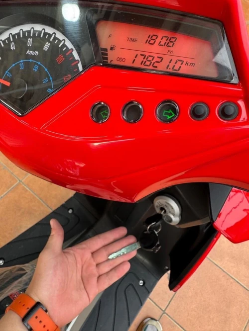 Scooter sam Sam 2018