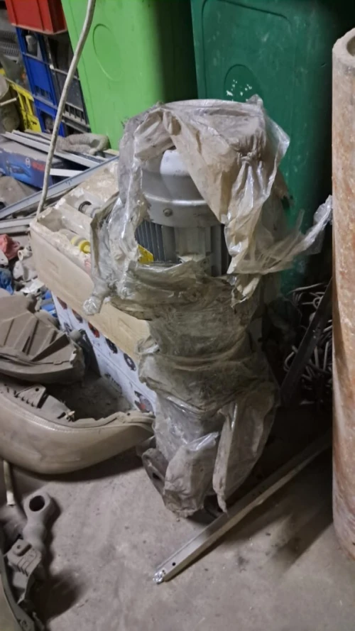 Vend pompe centrifuge très puissante