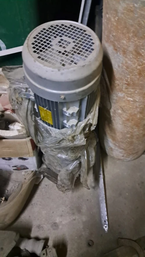 Vend pompe centrifuge très puissante
