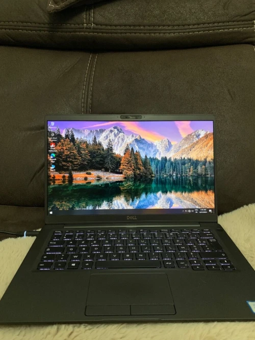 Sold laptop Dell latitude 7400 i5 8eme
