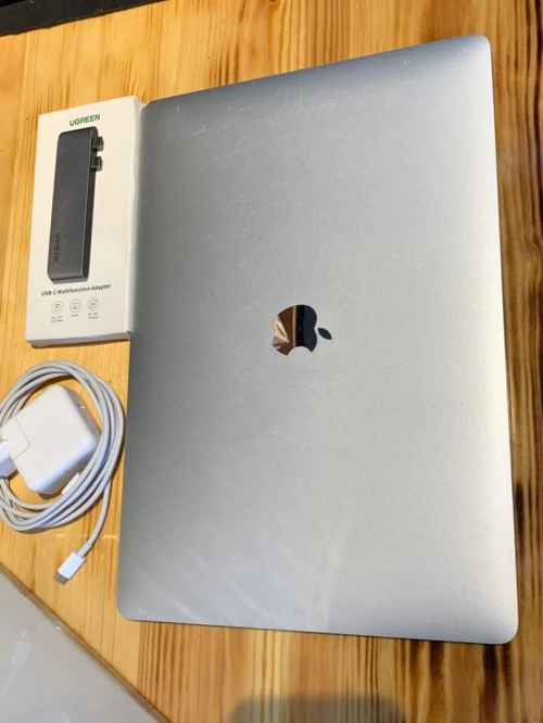 MacBook Pro 2017 i7/16go/512ssd TouchBar 15,4