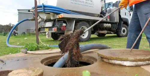 Camion Débouchour canalisation curage vidange 
