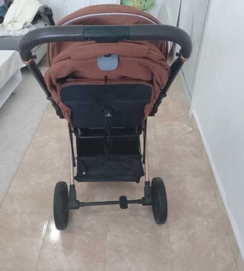 Poussette bébé kidilo allemande réversible