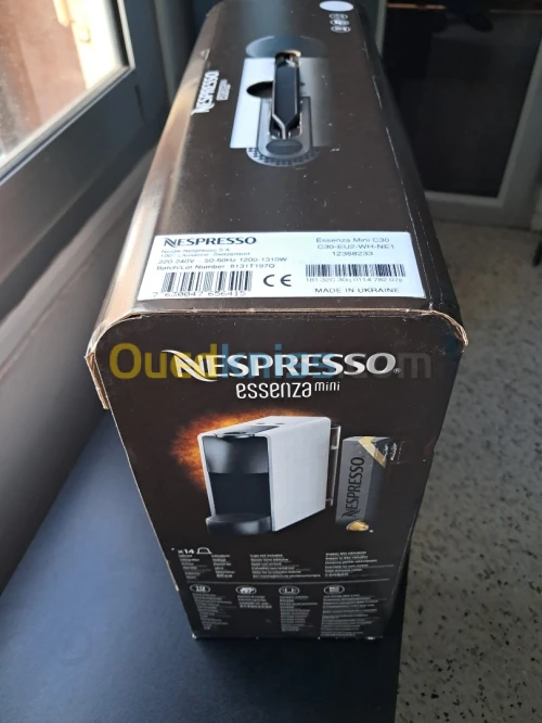 Machine à café Nespresso Essenza mini