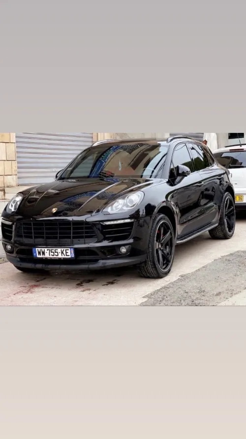 LOCATION DE VOITURE LUXE