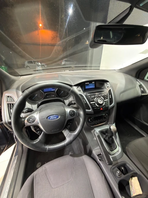 Ford Focus 5 portes 2012 Titanium