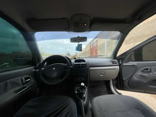 Renault Clio 2 2004 Extreme