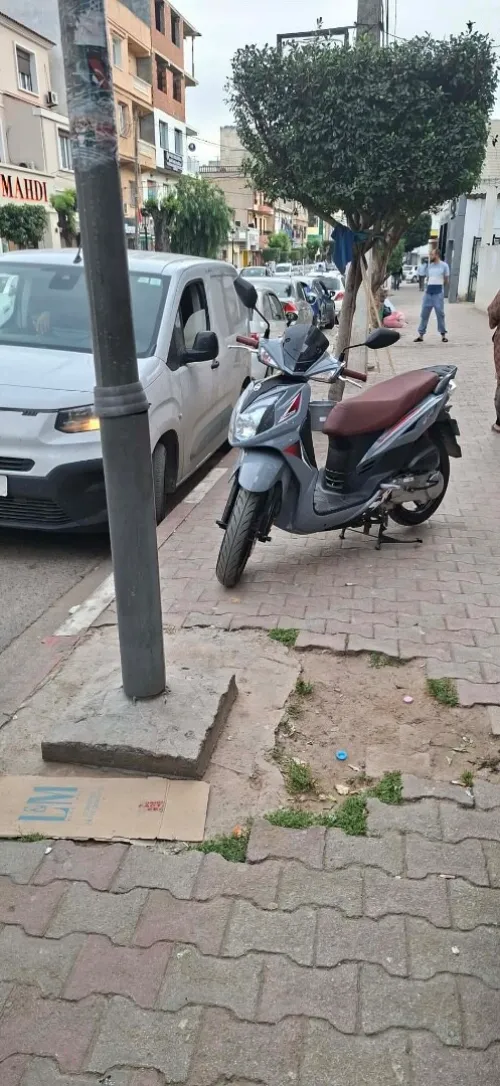 Sym Sr 2025