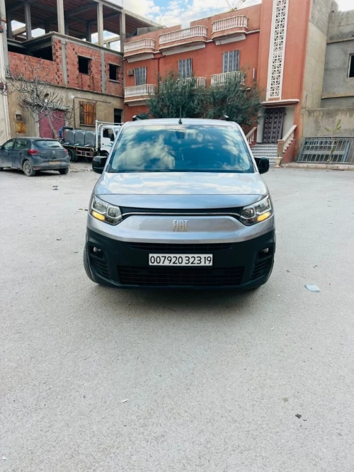Fiat Doblo 2023 Doblo italien