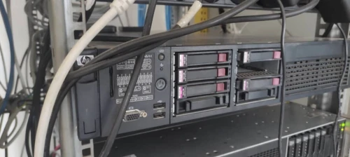 Lot matériel informatique ( armoire + serveur + imprimante + fax + DVR)