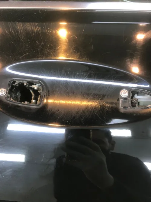 Tôlerie automobile
