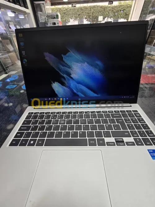 SAMSUNG GALAXY BOOK 15 I5-1135G7 2.40GHZ, 8GB DDR4 RAM, 256GB SSD, INTEL IRIS XE 