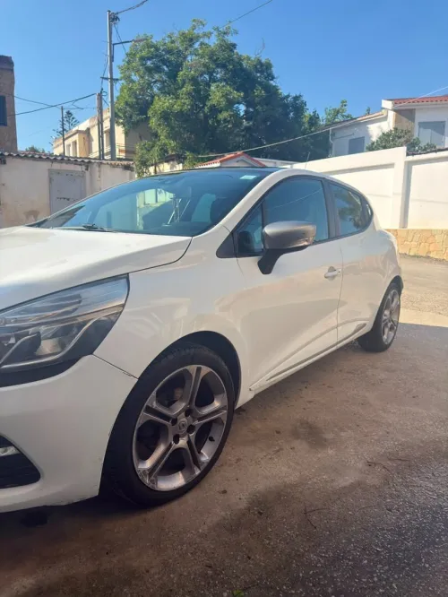Renault Clio 4 2015 GT Line +