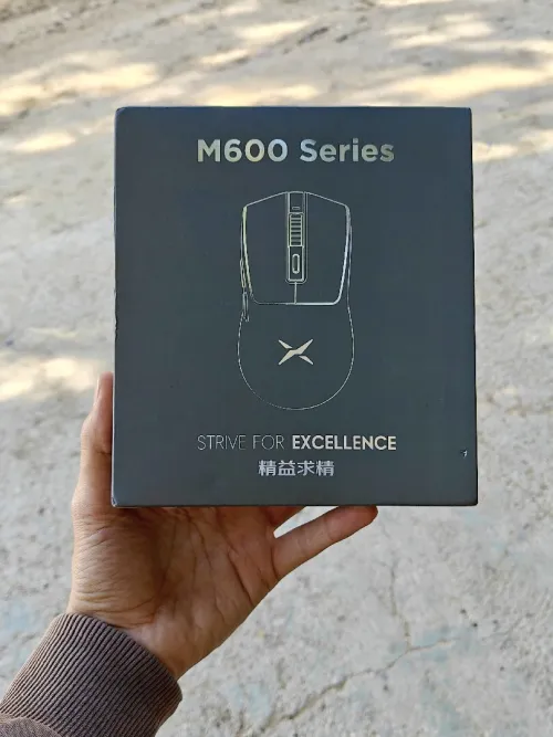 Delux m600 pro gaming mouse