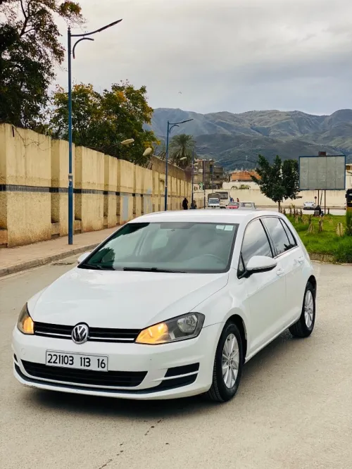 Volkswagen Golf 7 2013 Trend line