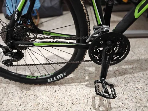 VÉLO PRO TAILLE L MARQUE CONOR