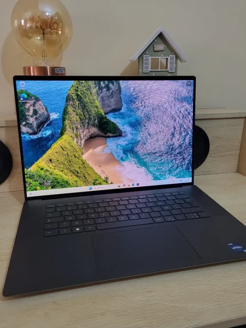 DELL PRECISION 5680 | OLED Tactile 4K | CORE i7-13800H | RTX 2000 ADA 8GB | 64GB RAM | 1To SSD