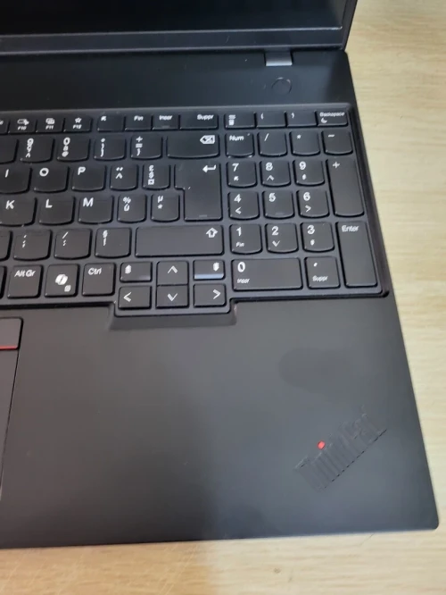 THINKPAD L16 | AMD RYZEN 5 7535U | 16GB RAM | 256GB NVMe SSD | AMD RADEON GRAPHICS