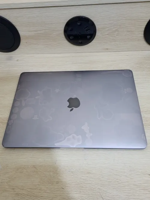 MacBook Air M1 2020 Gris Sideral - CPU M1 8C - 8GB RAM - 256GB SSD