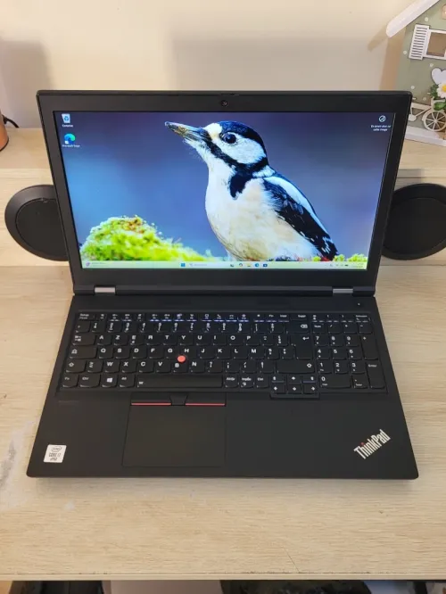 ThinkPad P15 | INTEL vPRO CORE i7-10850H | NVIDIA QUADRO T2000 4GB | 32GB RAM | 512GB NVMe | Workstation