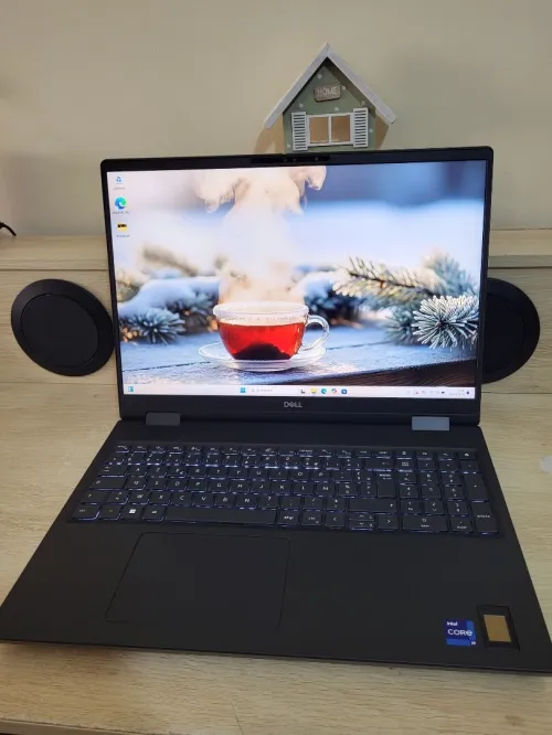 DELL PRECISION 7680 | CORE i9-13950HX | NVIDIA RTX 3500 ADA GENERATION 12GB GDDR6 | 64GB RAM | 1TB NVMe SSD | 2025
