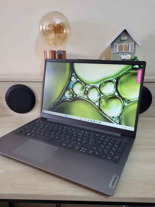 LENOVO IdeaPad 3 15.6'' FHD | CORE i3 1115G4 | 8GB RAM | 512GB NVMe SSD | INTEL UHD GRAPHICS