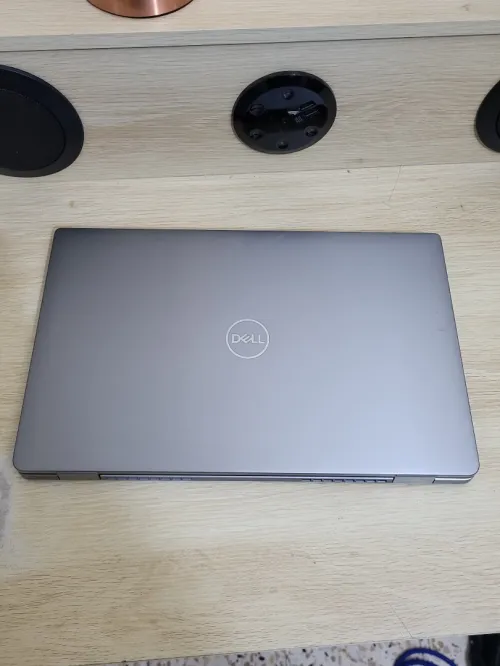 DELL LATITUDE 9520 UHD 4K | INTEL CORE i7 1185G7 | 32GB RAM | 512GB SSD | INTEL IRIS XE GRAPHICS
