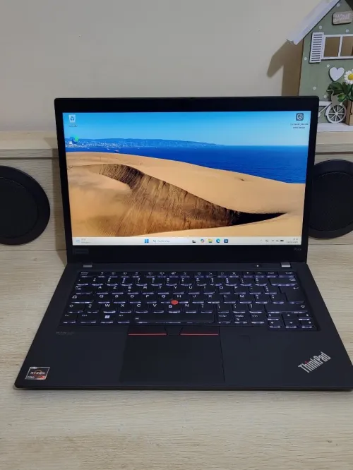 LENOVO THINKPAD P14S | RYZEN 7 PRO 5850U | 32GB RAM | 1TB SSD | RADEON PRO GRAPHICS 4GB