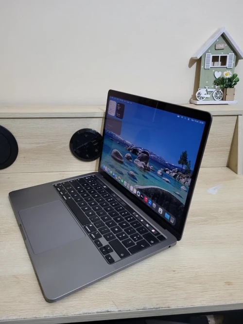 MacBook Pro M1 Gris Sideral | CPU M1 8C | 8GB RAM | 512GB SSD | COMPTAGE CYCLES 127 | MDM BYPASSED