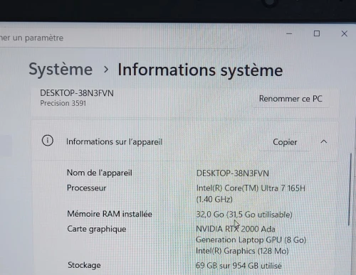 DELL PRECISION 3591 | CORE Ultra 7 165H | NVIDIA RTX 2000 ADA GEN 8GB | 1To NVMe SSD | 32GB RAM | WORKSTATION