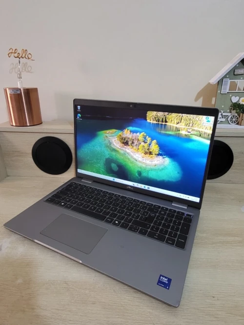 DELL LATITUDE 5550 | INTEL CORE ULTRA 5 135U | 16GB RAM | 512GB SSD | INTEL ARC GRAPHICS