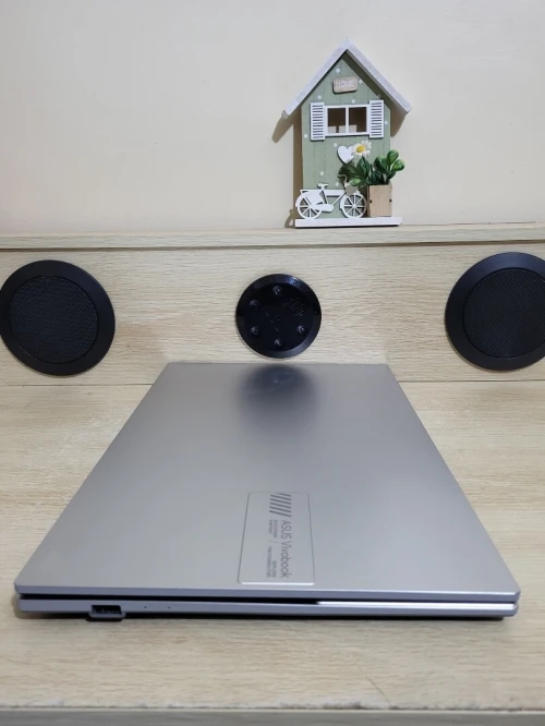 ASUS VivoBook Go 15 15.6 FHD | RYZEN 5 7520U | 16GB RAM | 512GB NVMe SSD | AMD RADEON GRAPHICS