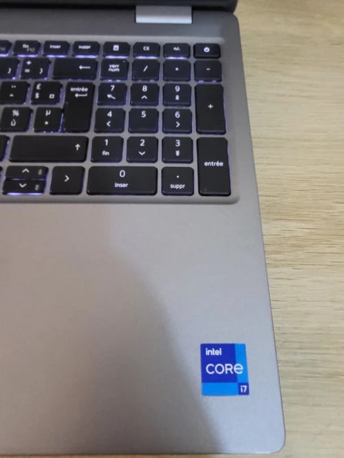 DELL PRECISION 3581 | CORE i7-13700H | NVIDIA RTX A500 4GB | 512 SSD | 16GB RAM | WORKSTATION