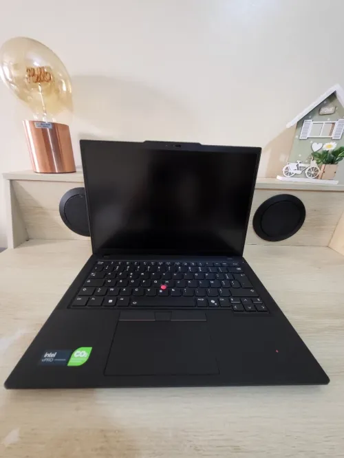THINKPAD T14 14'' FHD+ | INTEL CORE Ultra 7 165U | 32GB RAM | 256GB NVMe | UHD GRAPHICS | ANNEE 2025