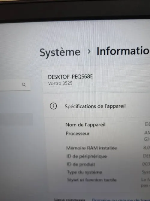 DELL VOSTRO 15.6'' FHD | RYZEN 5 5500U | 8GB RAM | 512GB SSD | AMD RADEON GRAPHICS