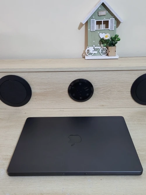 MacBook Pro M3 2024 Noir sidéral | PUCE M3 11 CORE | GPU 14 CORE | 18GB RAM | 512GB SSD | CYCLES 240 | CAPACITÉ BATTERIE 88%