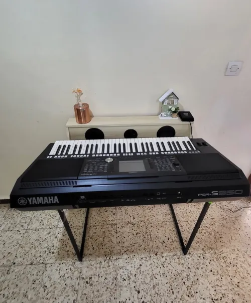 Yamaha PSR-S950 - Clavier arrangeur 61 notes