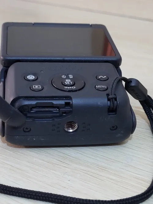 Canon PowerShot V10 la caméra pour le vlogging 4K UHD en toute facilité