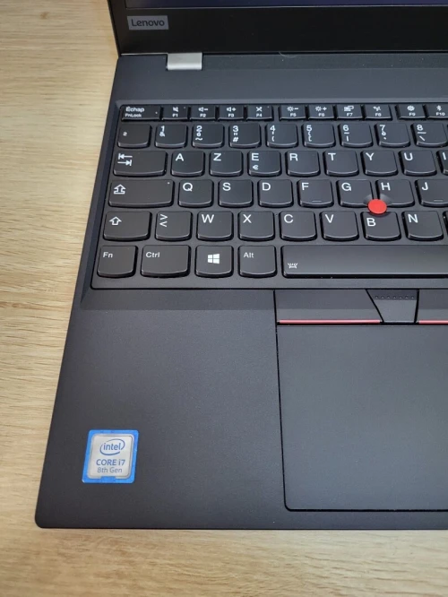 THINKPAD P53s 15.6 FHD | CORE i7 8565U | NVIDIA QUADRO P520 2GB | 8GB RAM | 256 NVME SSD