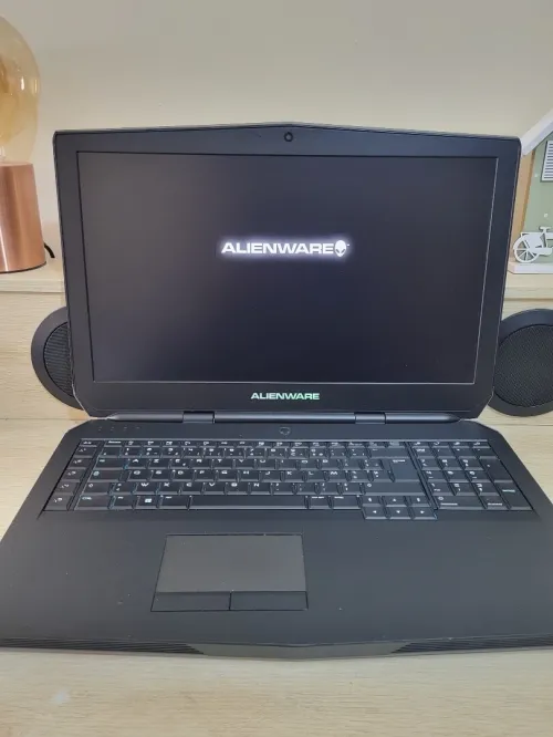 GAMING DELL Alienware 17 | CORE i7-6700HQ | NVIDIA GTX GeForce 980M 8GB | 16GB RAM | 1TB SSD
