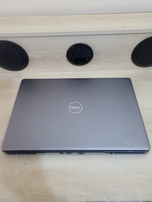 DELL PRECISION 7560 | CORE i9-11950H | RTX A2000 4GB | 64B RAM | 512GB NVMe SSD | WORKSTATION