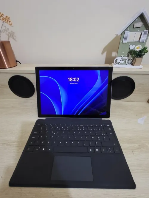 Surface Pro 7 + | i7 1165G7 | 32GB RAM | 1TB SSD | INTEL IRIS GRAPHICS