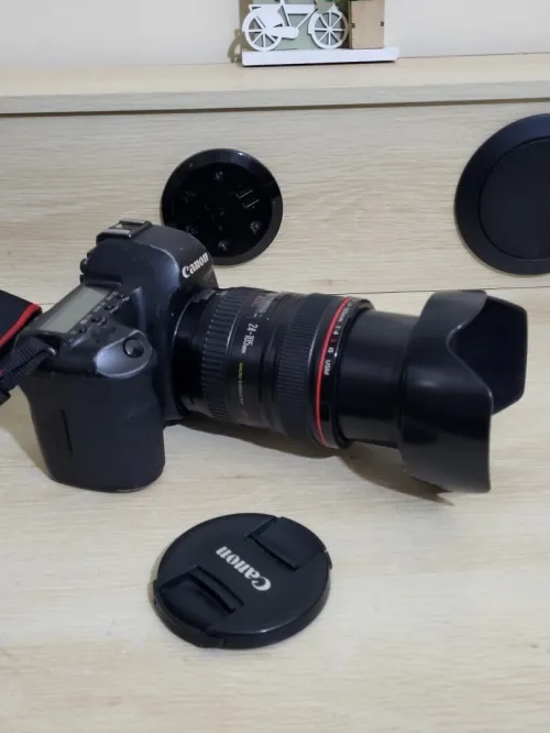 canon 5d mark ii + Canon EF 24-105mm f/4L IS USM