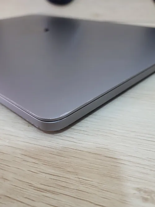 MacBook Pro 16" 2019 | INTEL CORE i7 | 16GB RAM | RADEON PRO 555X 4GB | 256GB NVMe SSD | WORKSATION