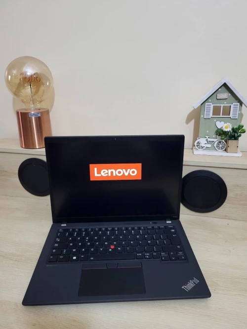 ThinkPad P14S | CORE i7 1360P | NVIDIA RTX A500 4GB | 16GB RAM | 512GB SSD | WORKSTATION